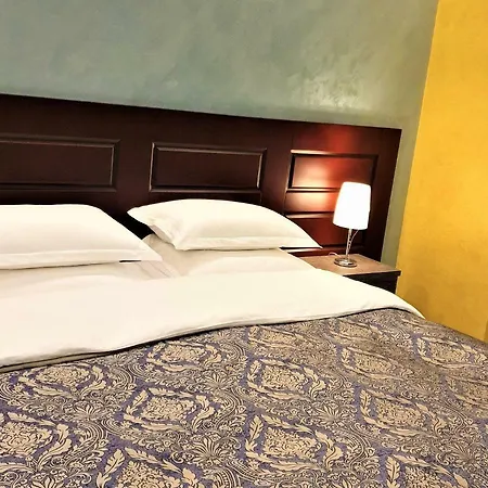 Comfort Hotel Fier Exterior photo